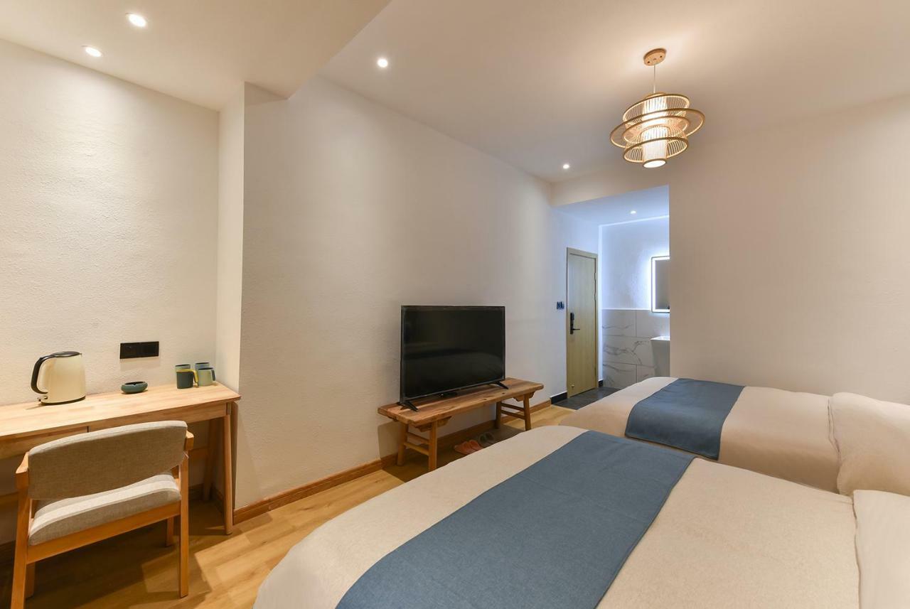 Yifangyan - Tingyuan Qingshe Hostel Phượng Hoàng cổ trấn Ngoại thất bức ảnh